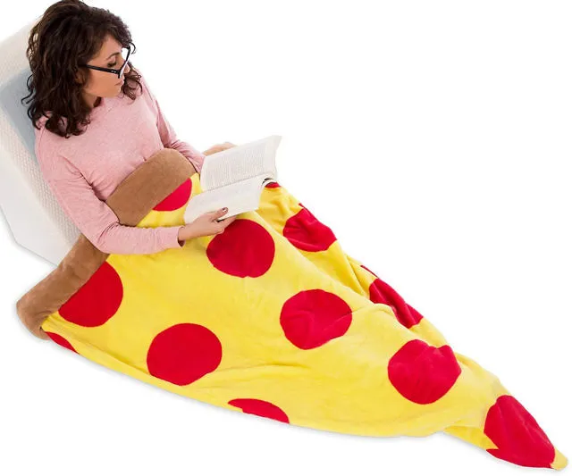 Cozy Up with the Pepperoni Pizza Slice Blanket