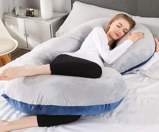 Chilling Home Pregnancy Pillow