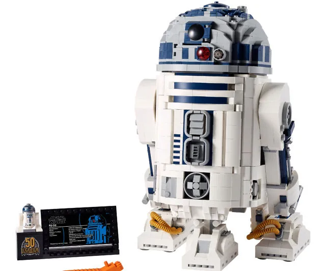 R2-D2 Adventure with LEGO Set