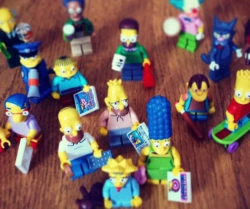 Build the Simpsons World with LEGO Minifigures