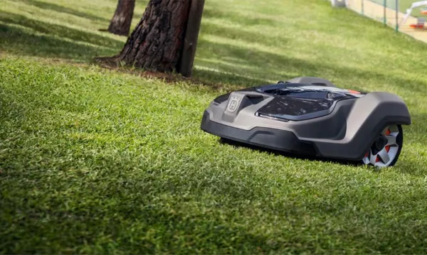 Husqvarna Smart Robot Lawn Mower