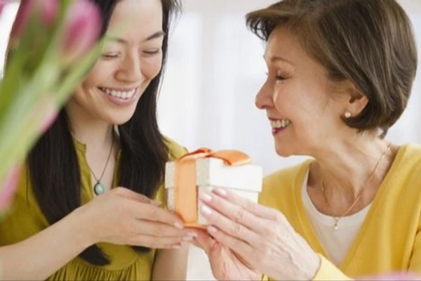 10+ Fantastic Gifts That Will Delight Your Mother-in-Law!